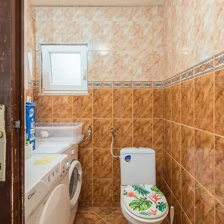 2 Bedroom Beautiful In