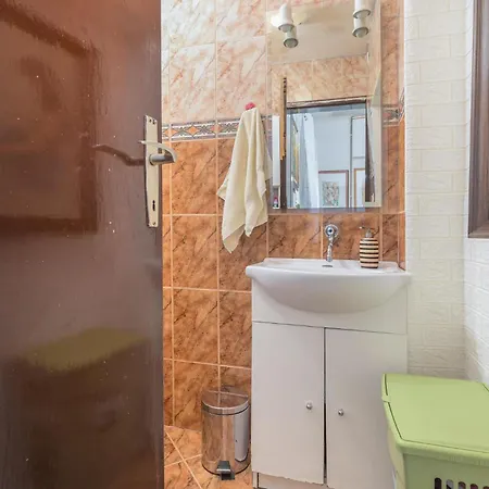 Lejlighed 2 Bedroom Beautiful In Vodnjan