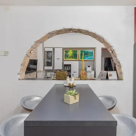Stunning In With Kitchen Vodnjan